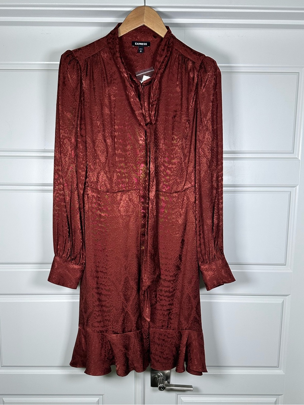 NWT Express Women's Rust Red Satin Tie-Neck Dress